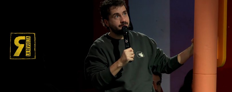 Sergio Bezos vuelve a La Revuelta con una sudadera de Are Monkey